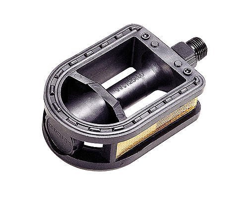 BG1402A Pedalen cross