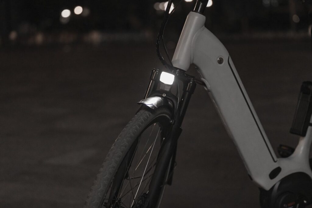 Axa koplamp NXT60 E-bike 6-12v 60 lux
